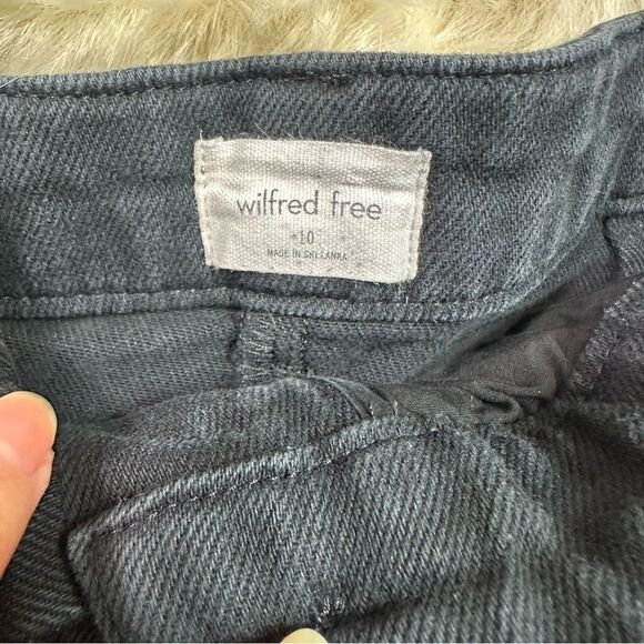 Wilfred Black Cargo Pants with Structured Design - Picture 3 of 8